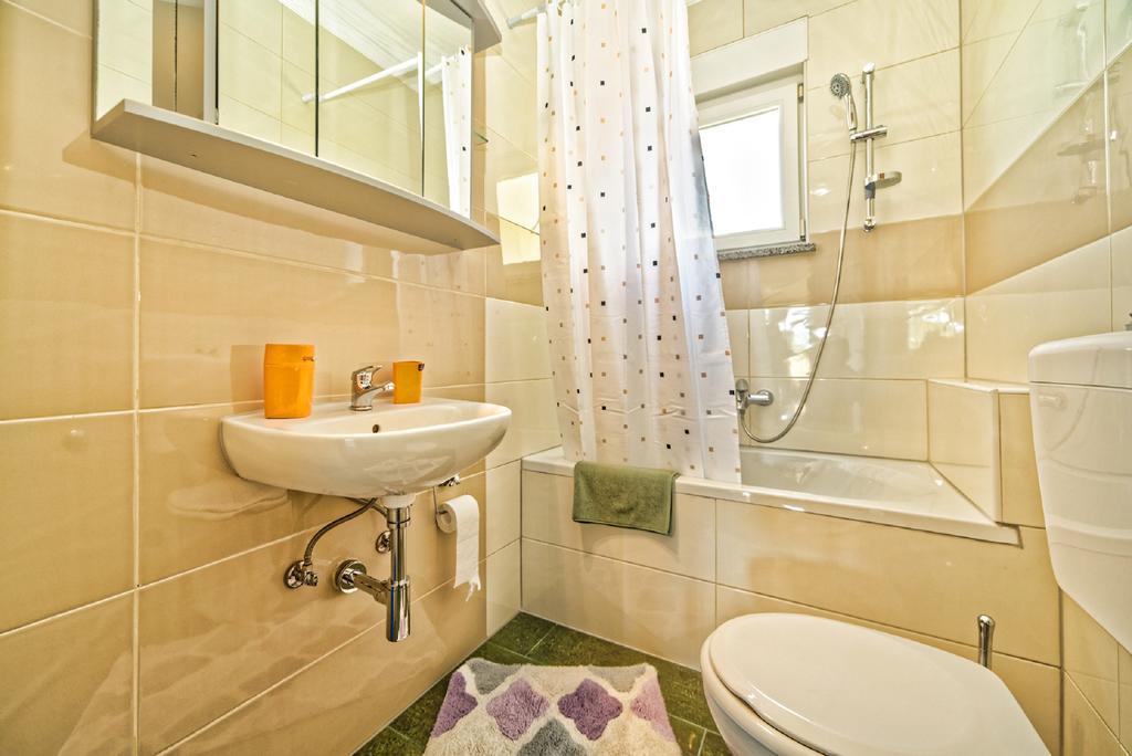 Apartment Una 2 Pula Exteriér fotografie