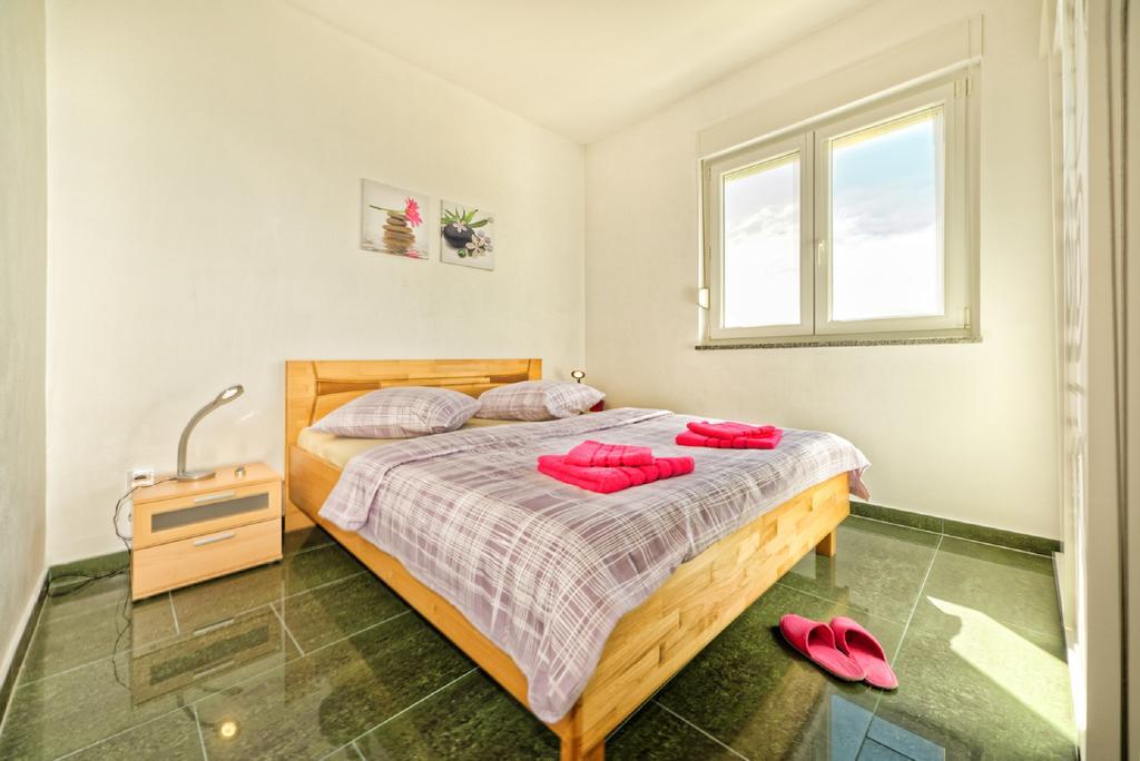 Apartment Una 2 Pula Exteriér fotografie