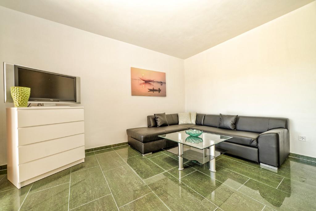 Apartment Una 2 Pula Exteriér fotografie