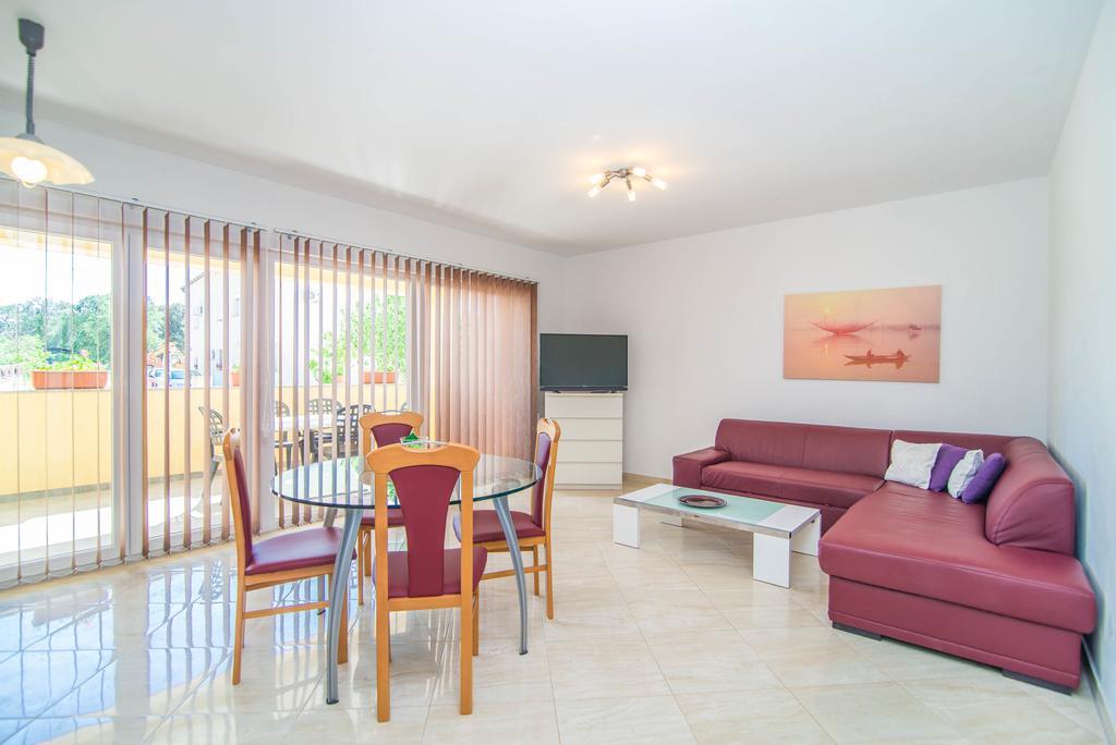 Apartment Una 2 Pula Exteriér fotografie
