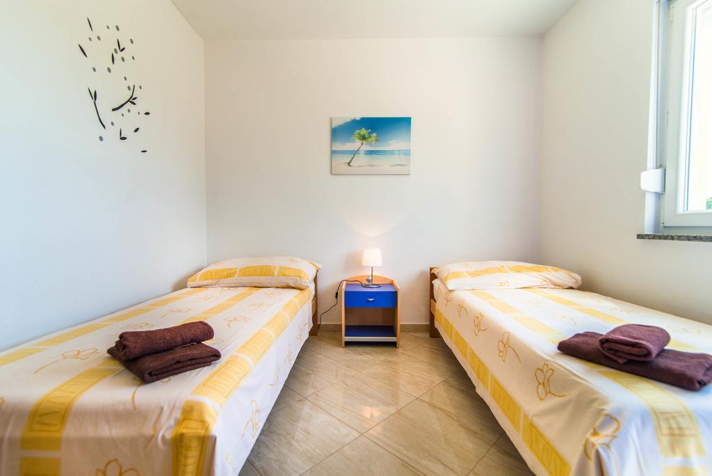 Apartment Una 2 Pula Exteriér fotografie