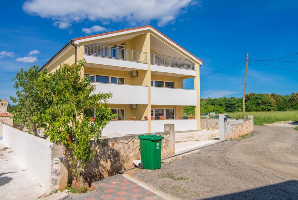 Apartment Una 2 Pula Exteriér fotografie
